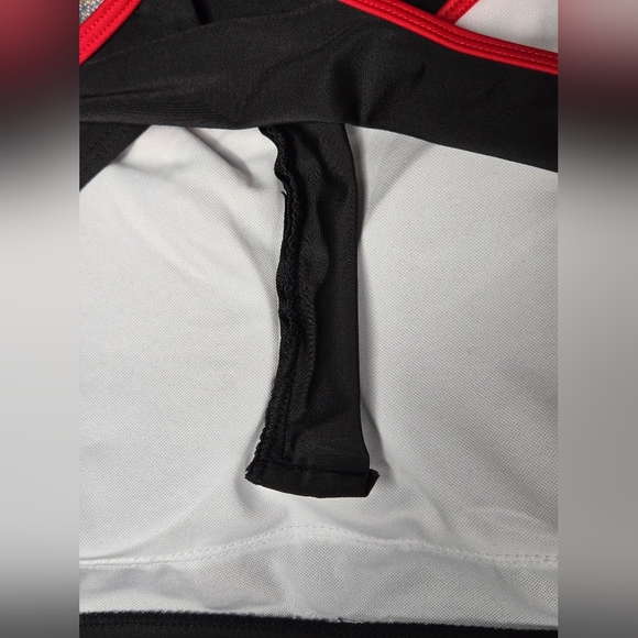 XXL Black And Red Cropped Tankini Shorts Racerback Padded Bra Athletic Style - Picture 6 of 7